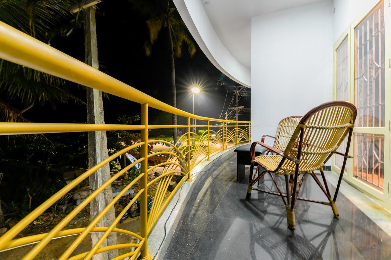 Oyo 11891 Amare Beach Resorts Alappuzha Exterior foto