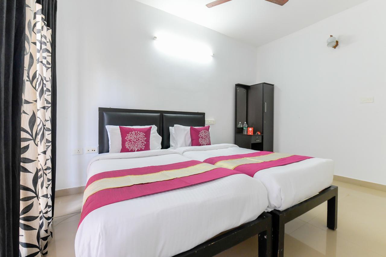 Oyo 11891 Amare Beach Resorts Alappuzha Exterior foto