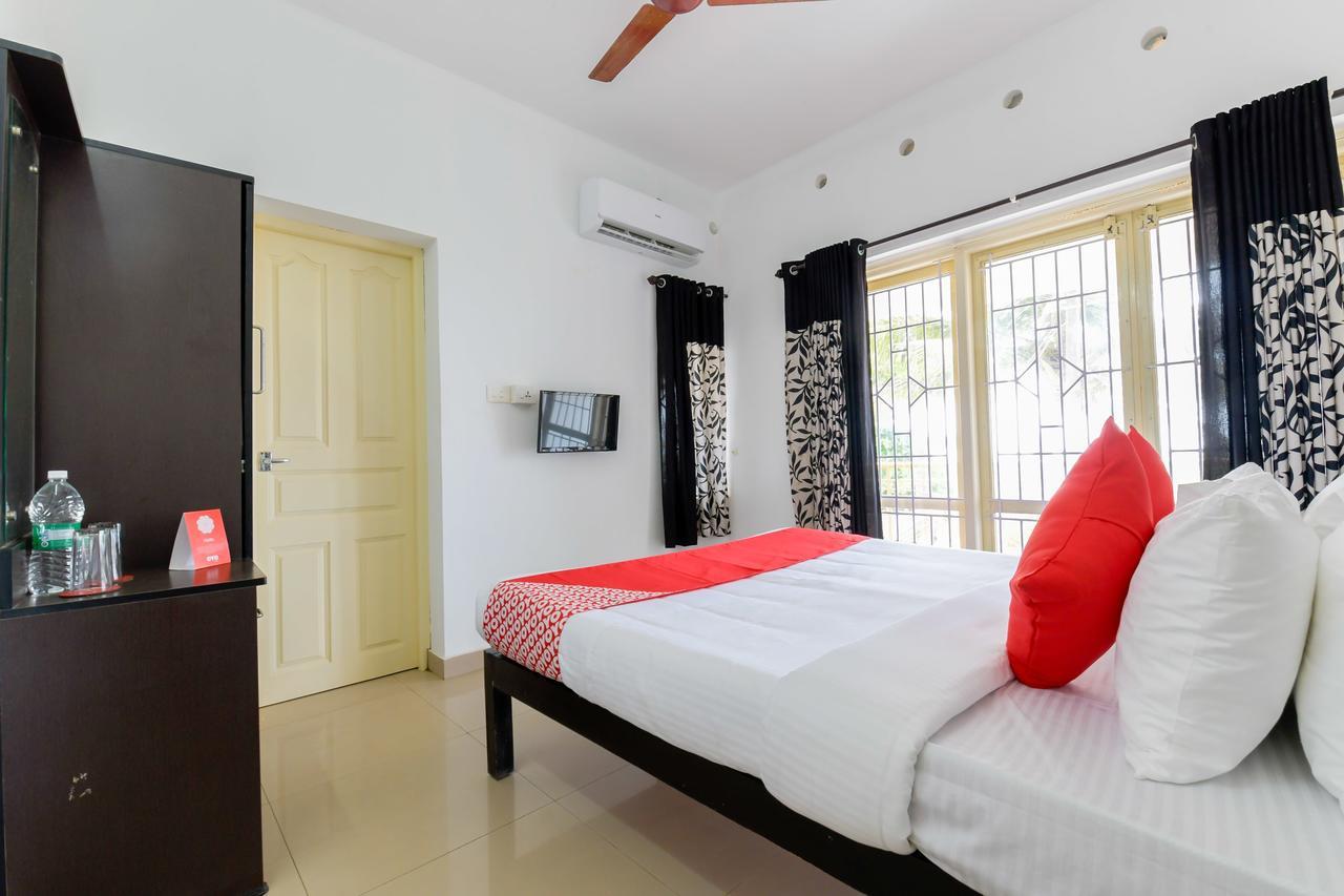 Oyo 11891 Amare Beach Resorts Alappuzha Exterior foto