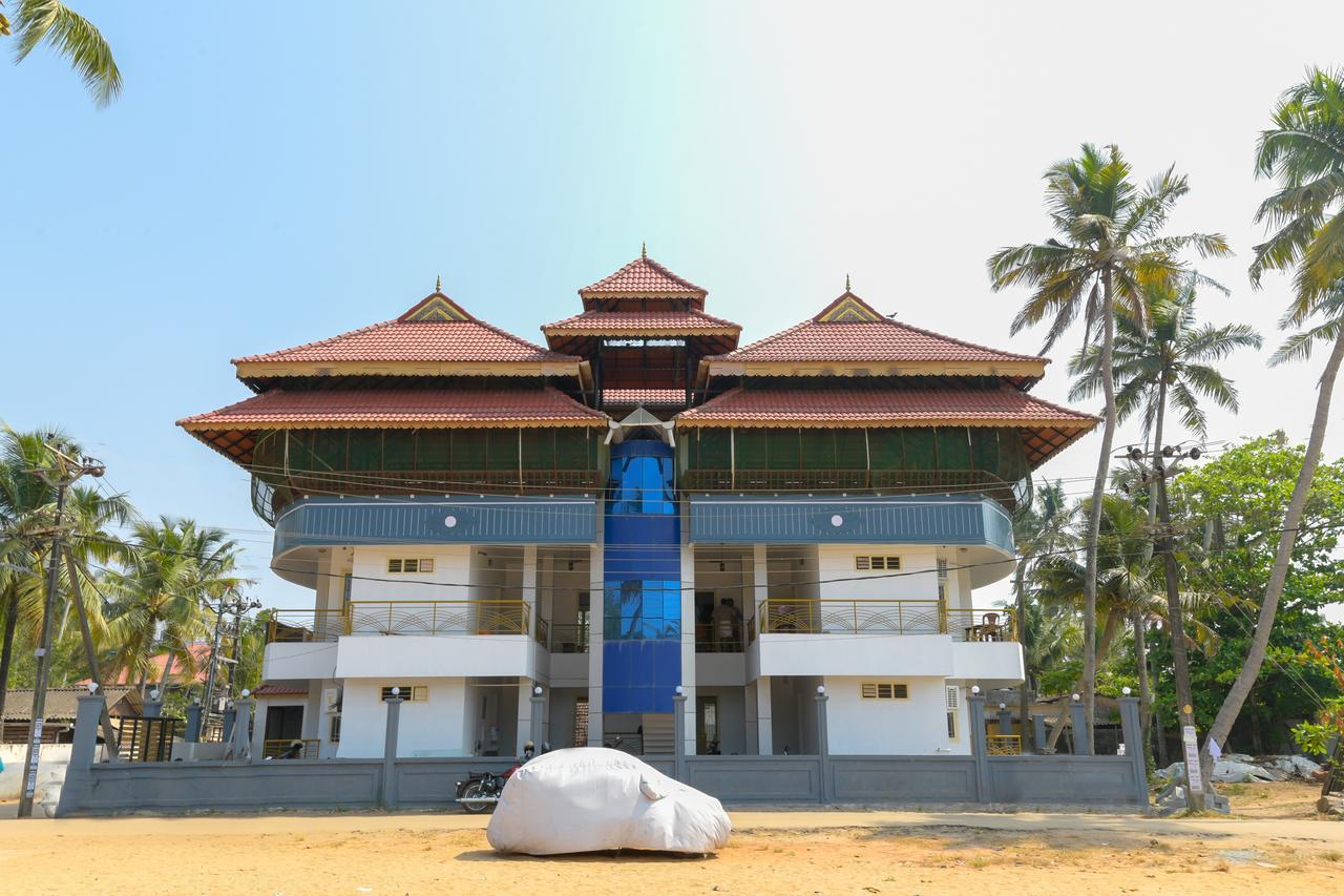 Oyo 11891 Amare Beach Resorts Alappuzha Exterior foto